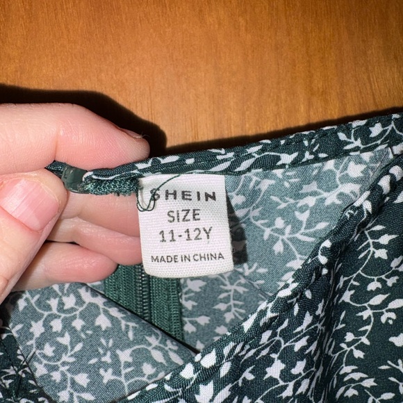 SHEIN Asymmetrical Black and White Floral Dress - Picture 3 of 3